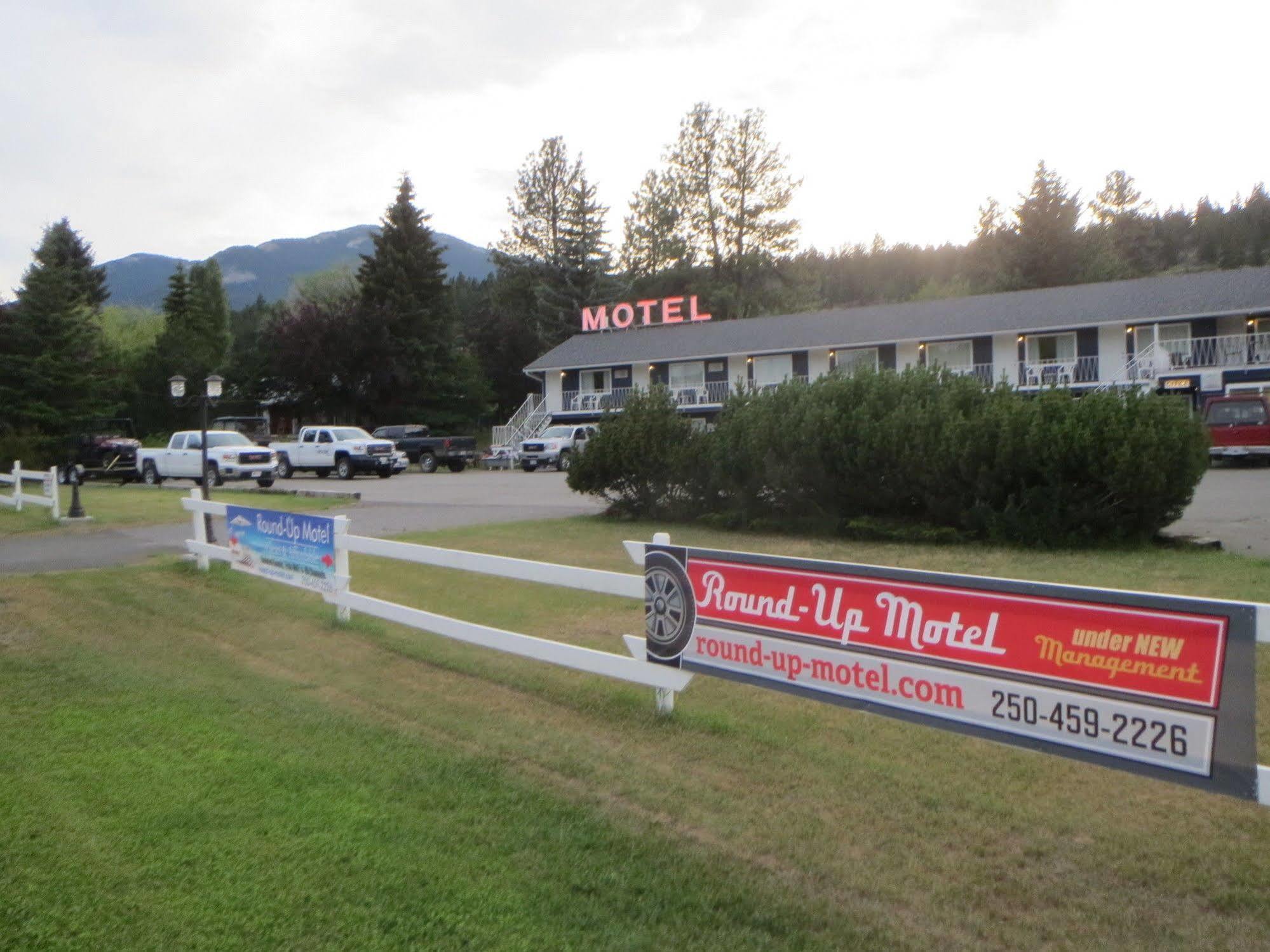 Round-Up Motel Clinton Exterior foto